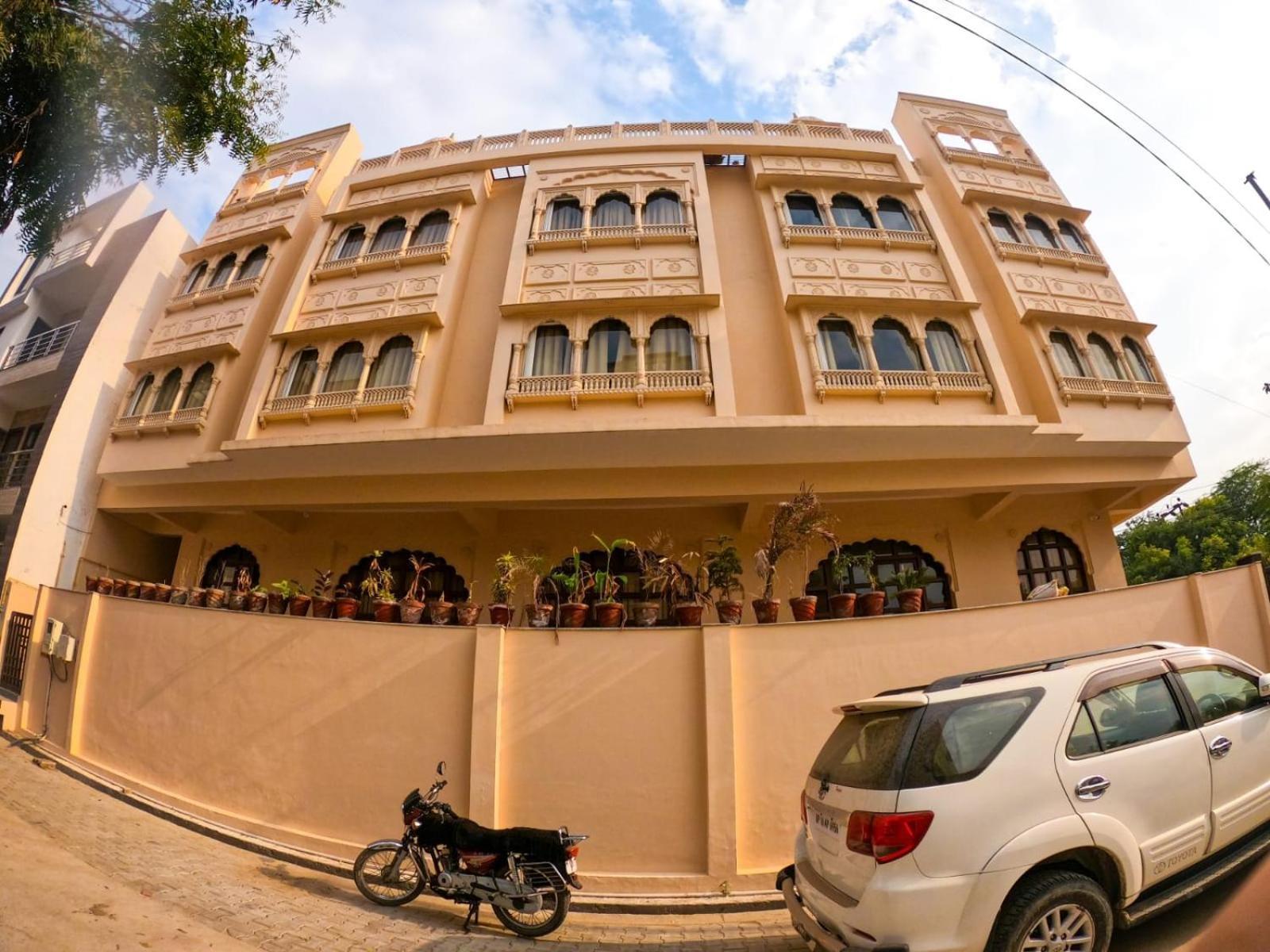 阿格拉 The Taj Vista Agra- Walking Distance To Taj Mahal酒店 外观 照片